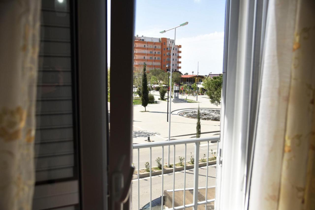 H&A Guest House Divjake Buitenkant foto
